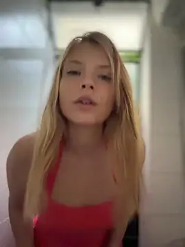 AnastasiaAniess webcam