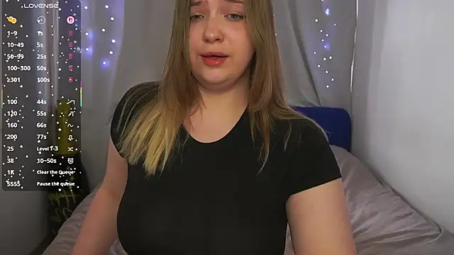 CuteSharloti webcam
