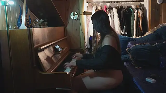 VanessaDoyle webcam