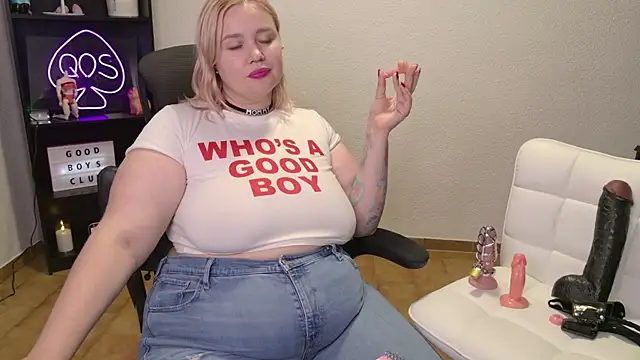 MargotGrey webcam