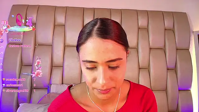 Sweet--Zoe webcam