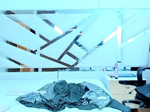 OnlySofiaX webcam