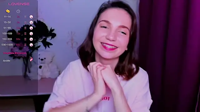 KindHazelHere_ webcam