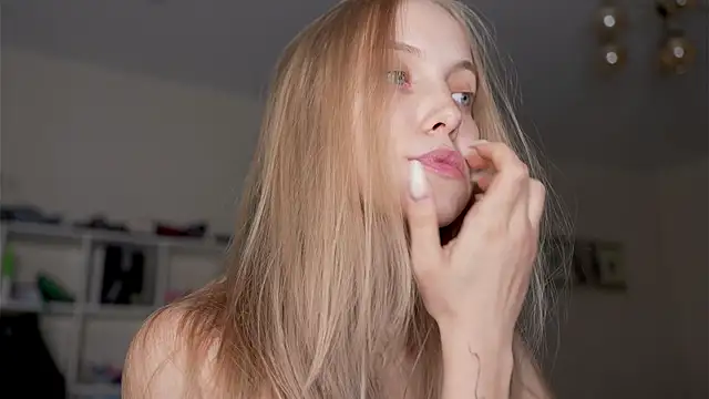Appr0ved_ webcam