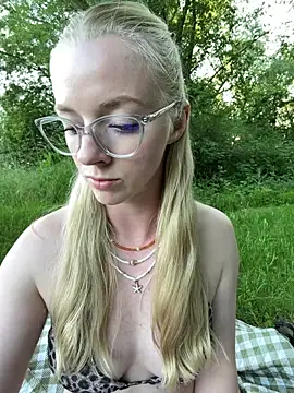 LinaLeana webcam