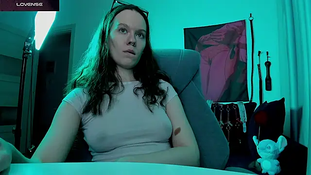 Goddess_of_Fertility webcam