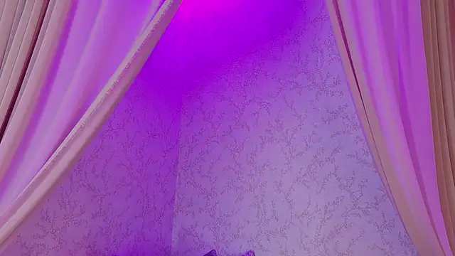 LolaGray__