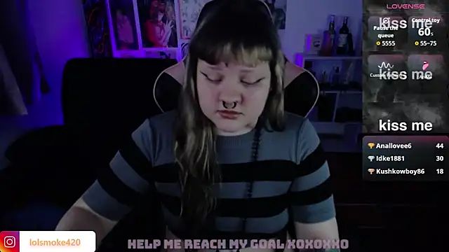 Bdsm_and_fries webcam