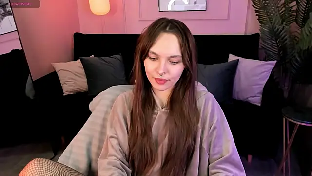 ChloeSunny webcam