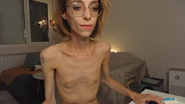 amber_quell_here webcam