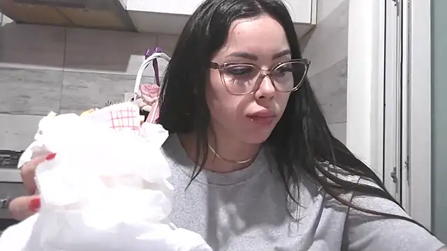 LovelyJulliette live sex cam