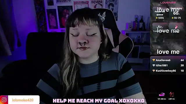 Bdsm_and_fries webcam