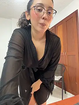 Kay_LustyWife