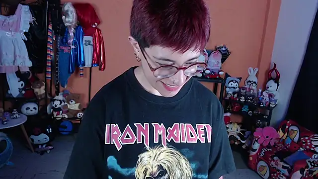 MissMiia2 webcam