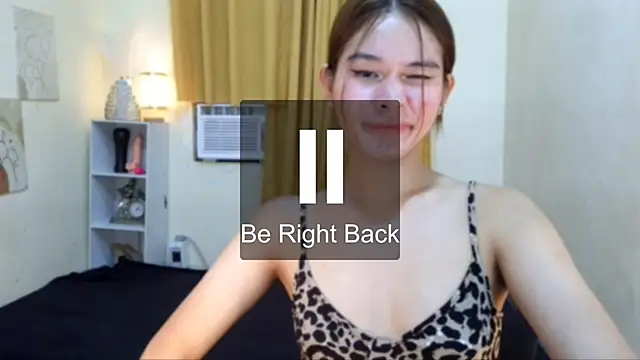 Mimi_Mckinley webcam
