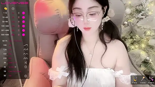Monica-666888- webcam