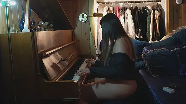 VanessaDoyle webcam