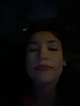 ScarletBloom_ webcam