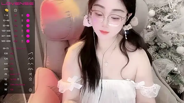 Monica-666888- webcam
