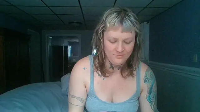 RosieSwitchBitch webcam