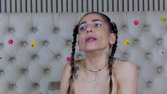 PlayfulShow webcam