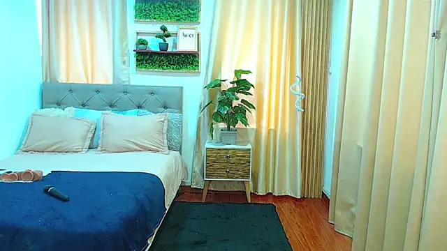 sasi_luna webcam