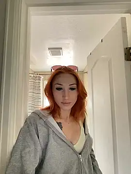 thornsandhoney - ThornsandHoney's free webcam - UK Sex Cams