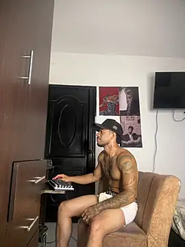 Kenny_romano webcam