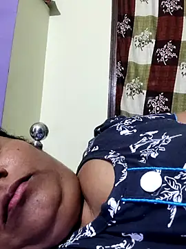 yamini1431 webcam