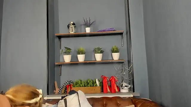 JessicaFoxie webcam