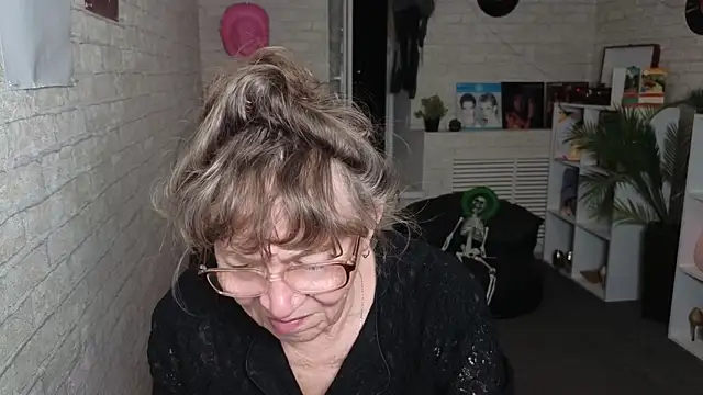 Betty_Brick webcam