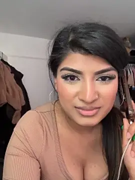 naughtywhisper784 webcam