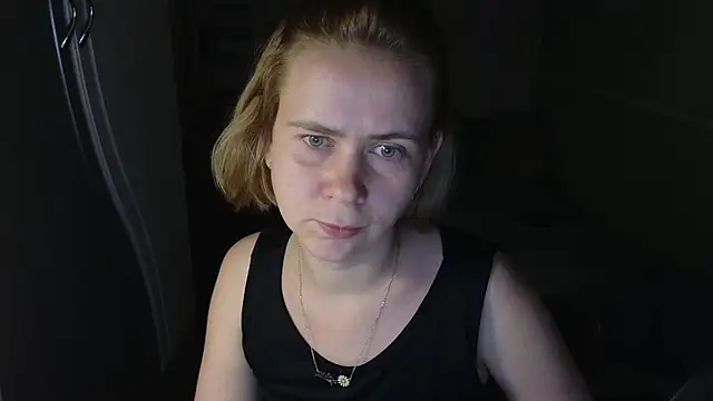 Riley_Roo webcam