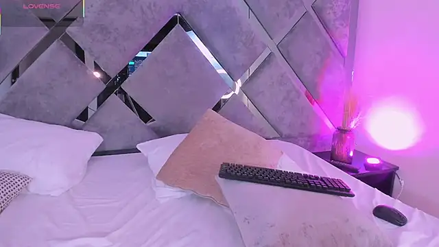 luciagray1 webcam