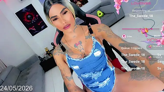 Nella_Dolls webcam