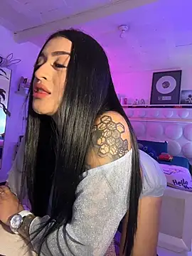 lucianaroy webcam