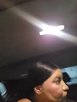 Pretty_Julieta webcam