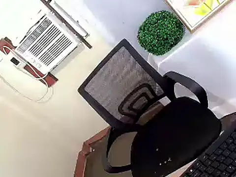 Ms_SultrySallyyxx webcam
