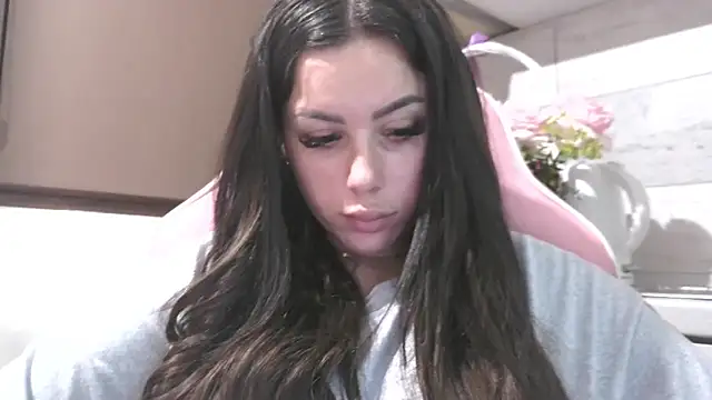 LovelyJulliette webcam