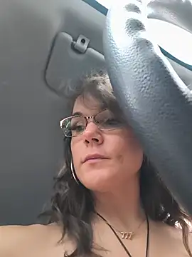 BaileyMFox webcam
