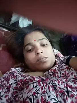 Trisha_71 webcam