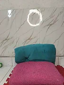 MiuMiu_lovee webcam
