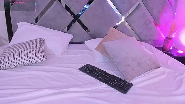 luciagray1 webcam