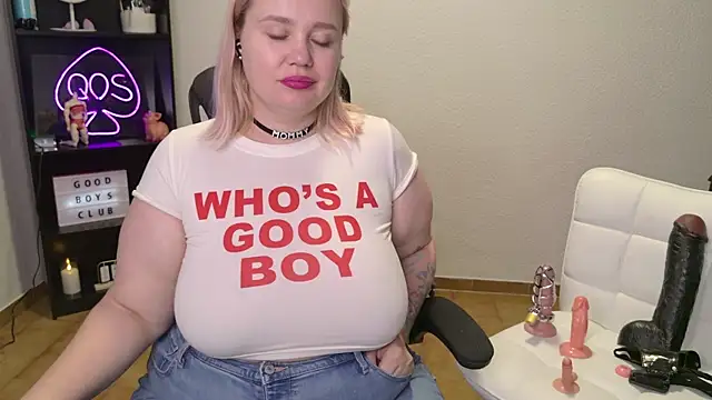 MargotGrey webcam