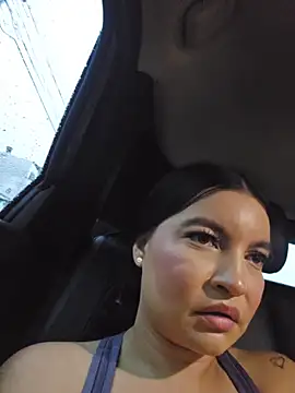 Pretty_Julieta webcam