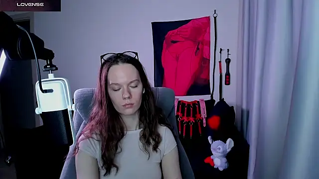 Goddess_of_Fertility webcam