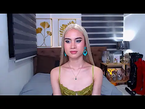 JuicyCockThea webcam