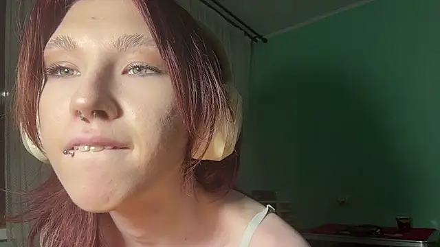 peggynotgo webcam