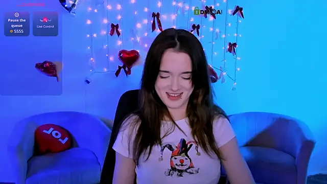 liana_kisses webcam
