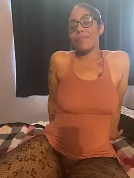 Desirae_Luciano webcam